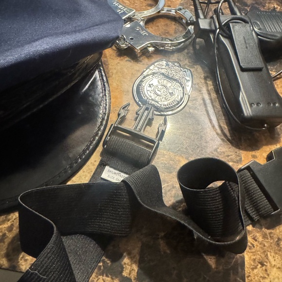 Halloween Costume Spirit Cop Women - Picture 6 of 8